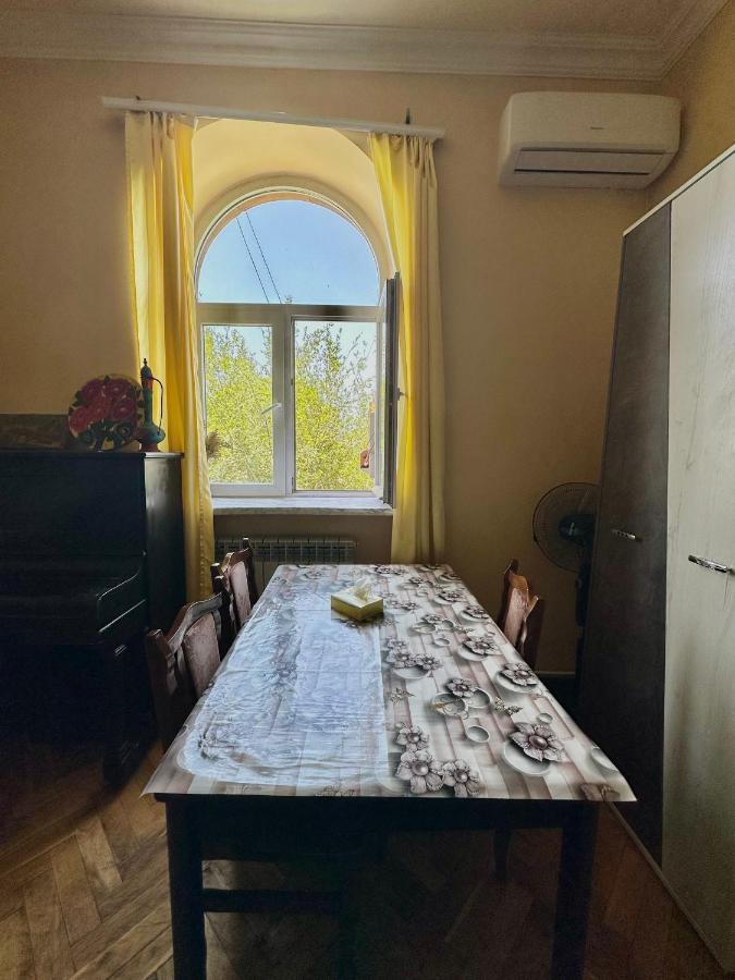 Karson Family Hostel & Guest House Erivan Dış mekan fotoğraf